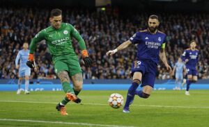 The Evolving Role of Sweeper-Keepers in Today’s Football