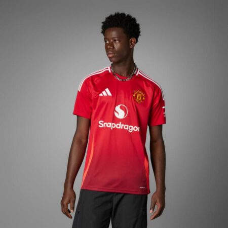 Manchester United’s Next Big Thing: South American Star Hunt!