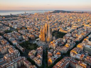 Barcelona’s Nostalgia: Reuniting with an Old Flame?